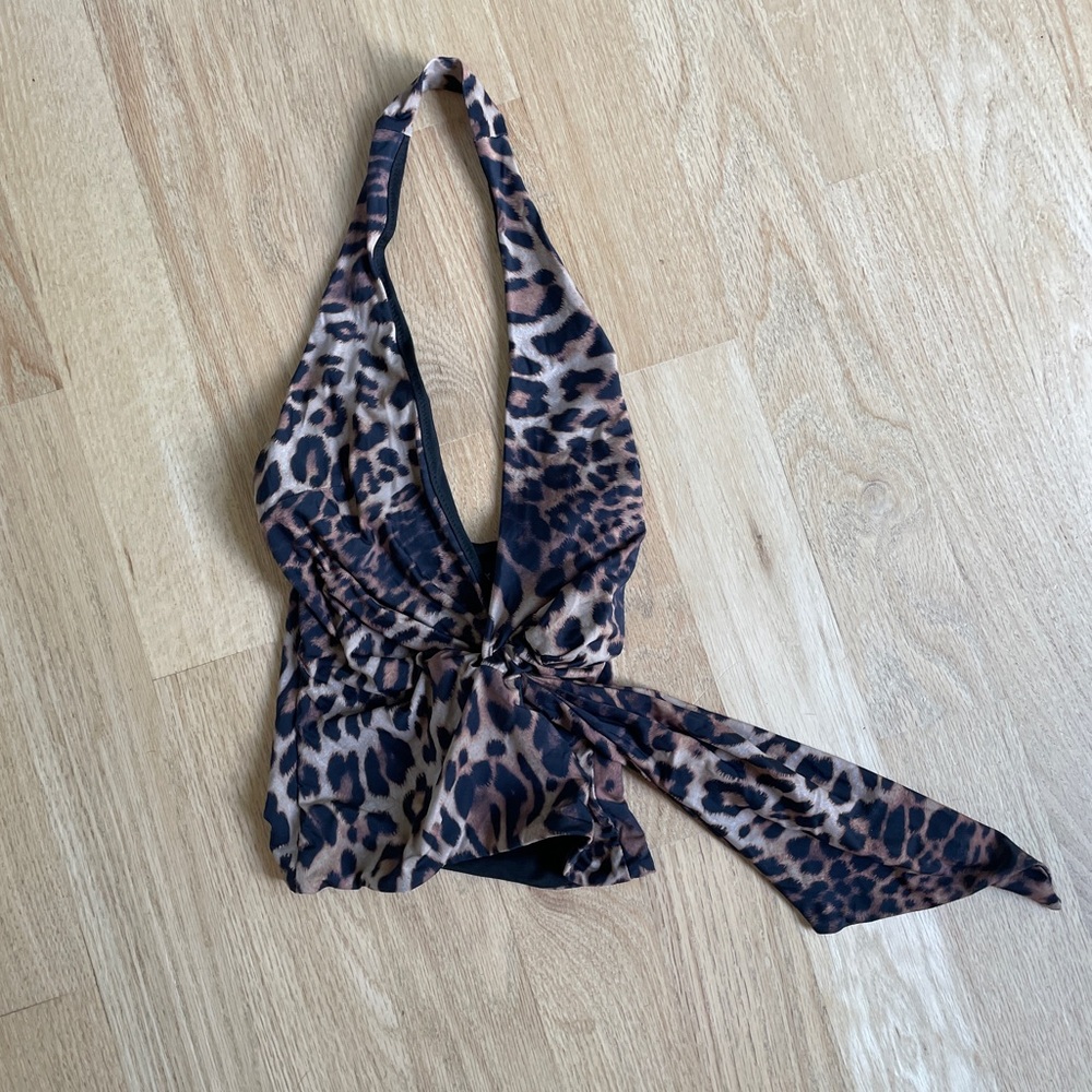 WHITE FOX Leopard Print Halter top. XXS